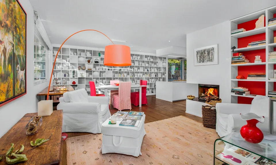 ELEGANTE E MODERNA VILLA ALTO STANDING 6.5 LOC. A TORRICELLA