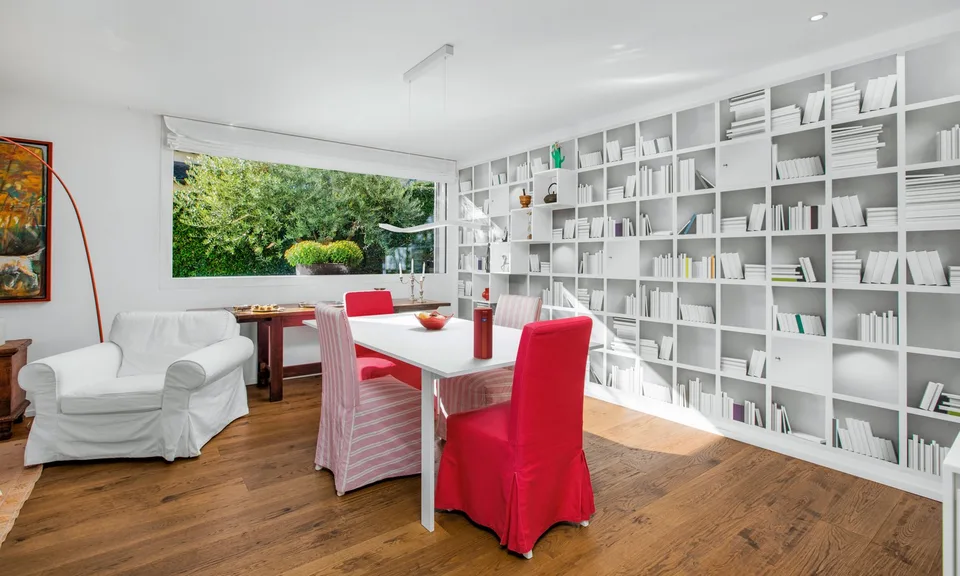 ELEGANTE E MODERNA VILLA ALTO STANDING 6.5 LOC. A TORRICELLA