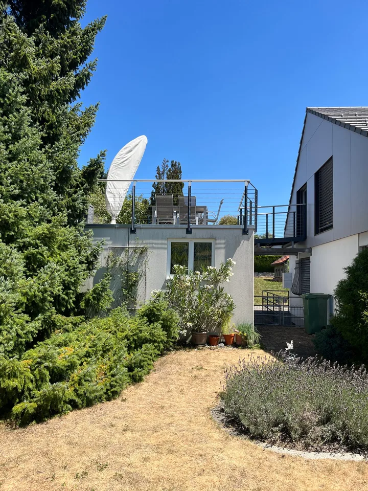 Einfamilienhaus (einseitig angebaut) an ruhiger Lage mit charmantem Garten. – Foto 19 von 29
