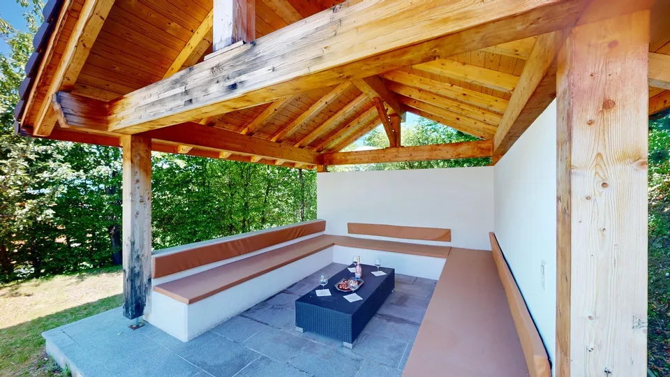 Atemberaubendes 5-Zimmer-Chalet mit Pool und Panoramablick auf die Berge in Nendaz