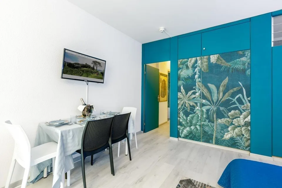 PRATICO BILOCALE IN RESIDENCE CON PISCINA A BISSONE
