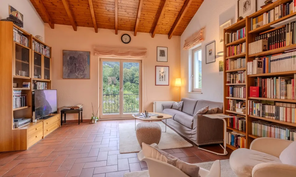 ELEGANTE CASA DI 3.5 LOCALI CON GIARDINO A CASTEL SAN PIETRO