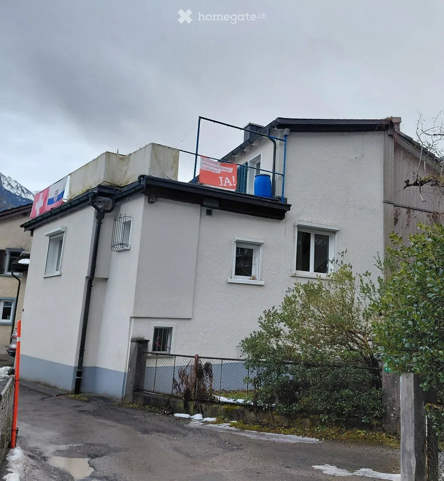 Affascinante casa unifamiliare di 2,5 locali a Netstal GL