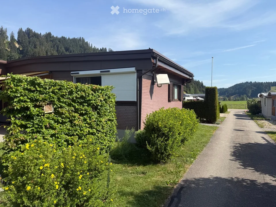 Tinyhaus/Mobilhome zum Kaufen in Marbach LU – Idyllisches Wohnen mit Bergpanorama
