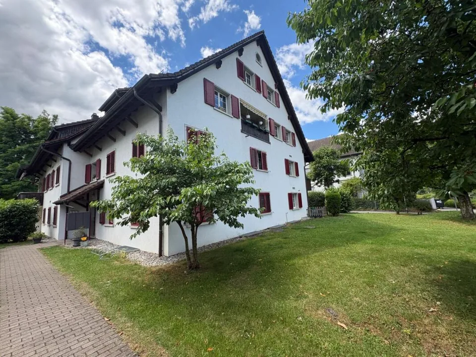 Luxuswohnung auf drei Ebenen mit viel Licht