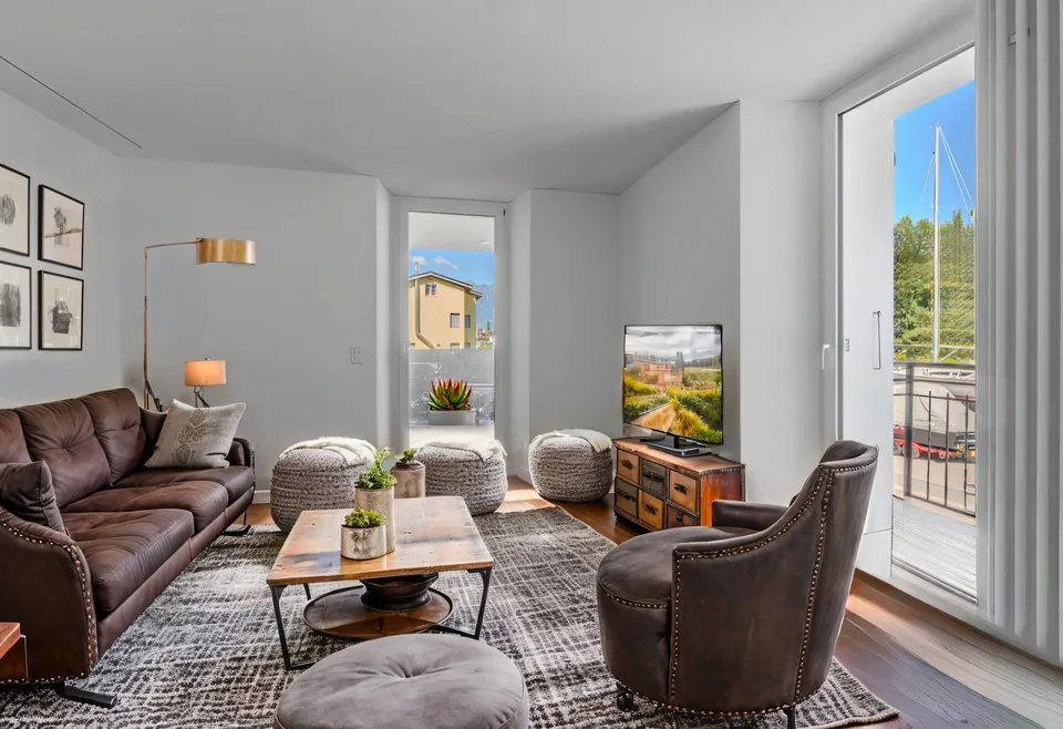 BELLISSIMO 4.5 LOCALI CON AMPIA TERRAZZA COPERTA A MAGADINO