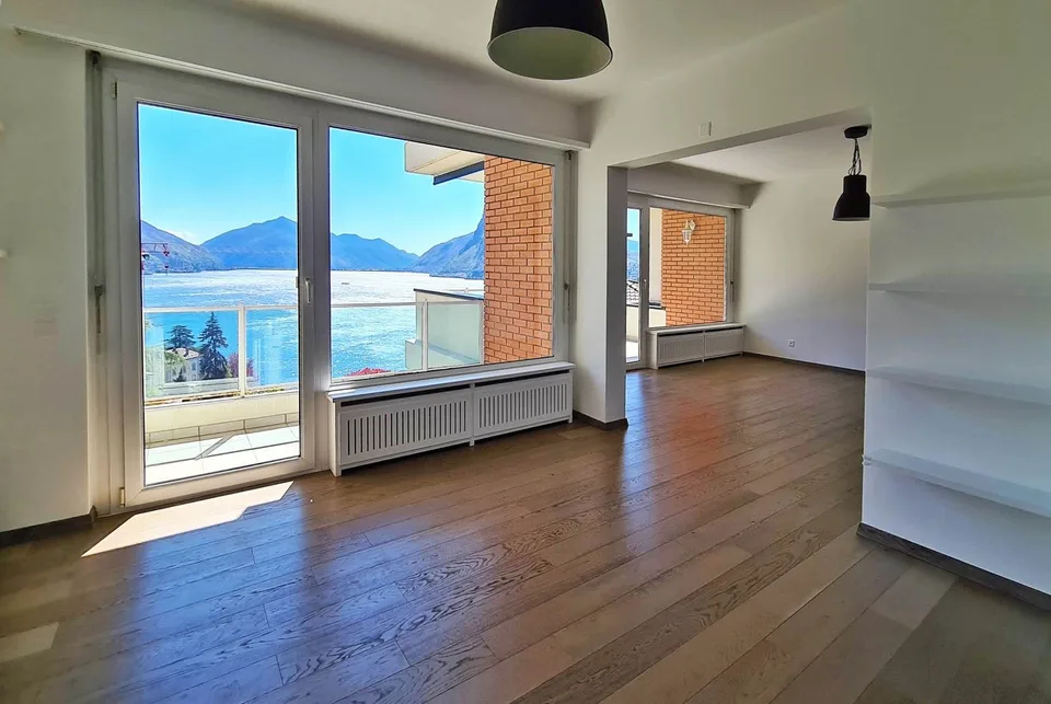 AMPIO 3.5 CON VISTA LAGO MOZZAFIATO A LUGANO CASTAGNOLA