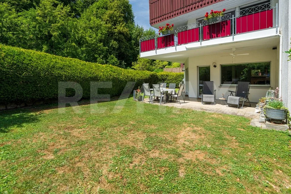Casa unifamiliare semi-detachata moderna – foto 6 di 13