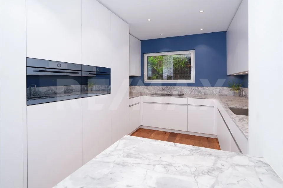 Casa unifamiliare semi-detachata moderna – foto 8 di 13