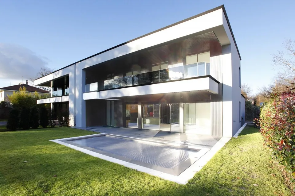 Villa contemporaine d'exception à Chêne-Bougeries_L'élégance d'une villa haut de gamme, avec l'énergie de demain.