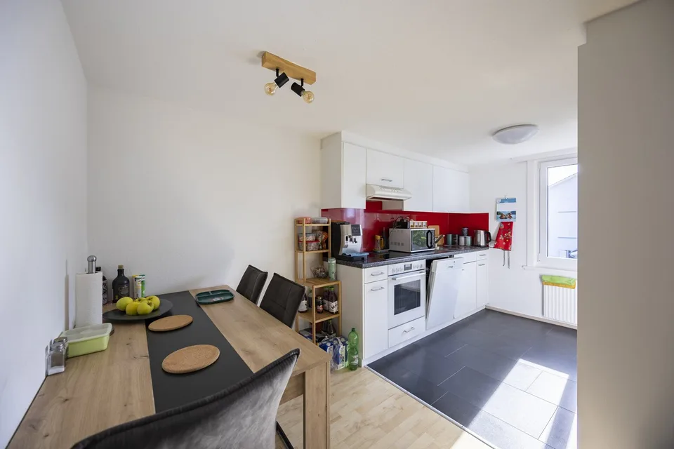 Vollvermietetes Mehrfamilienhaus mit acht Wohnungen – Foto 8 von 13