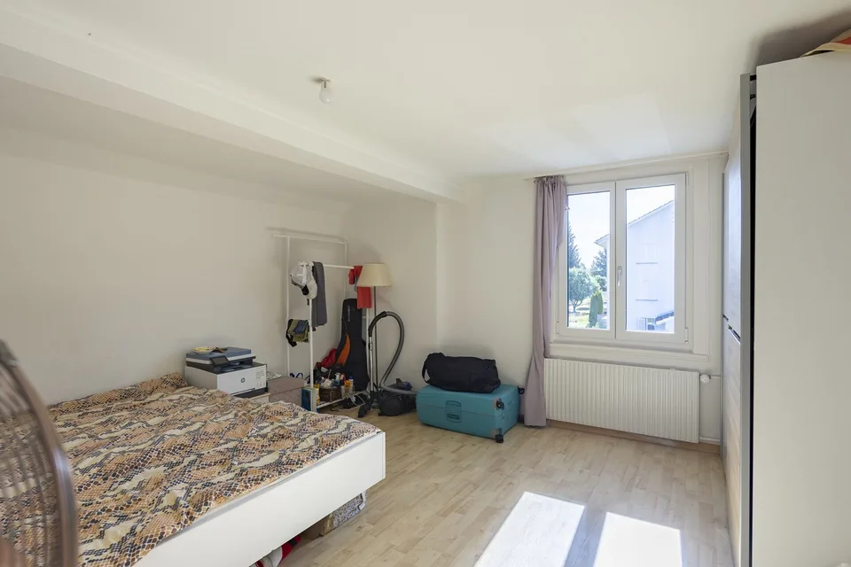 Vollvermietetes Mehrfamilienhaus mit acht Wohnungen – Foto 6 von 13