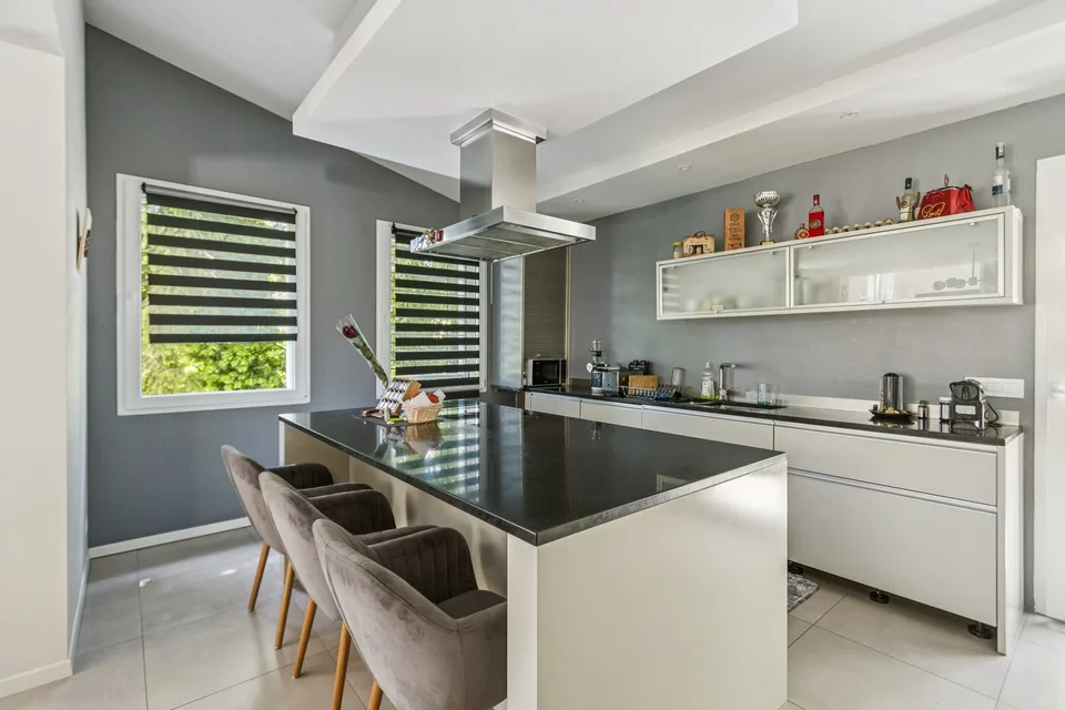 Einzigartige contemporary Villa im Herzen von Epalinges