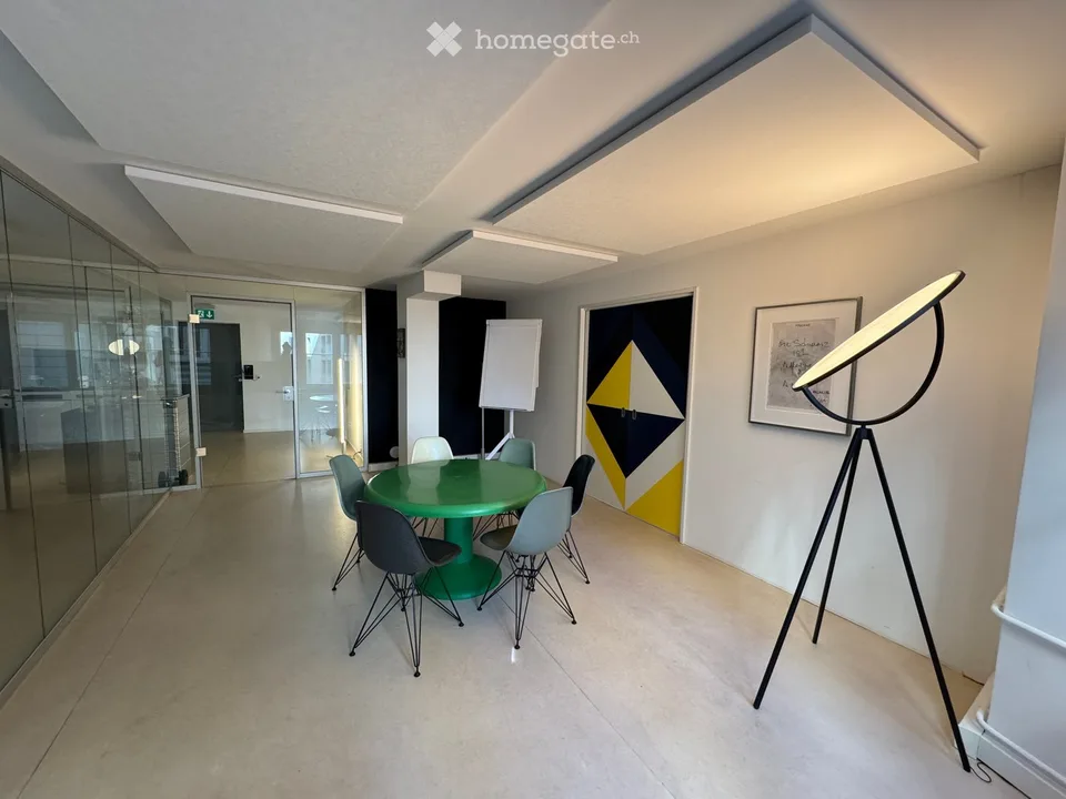 Bureau représentatif sur Limmatquai – une base idéale pour les équipes hybrides au cœur de Zurich.