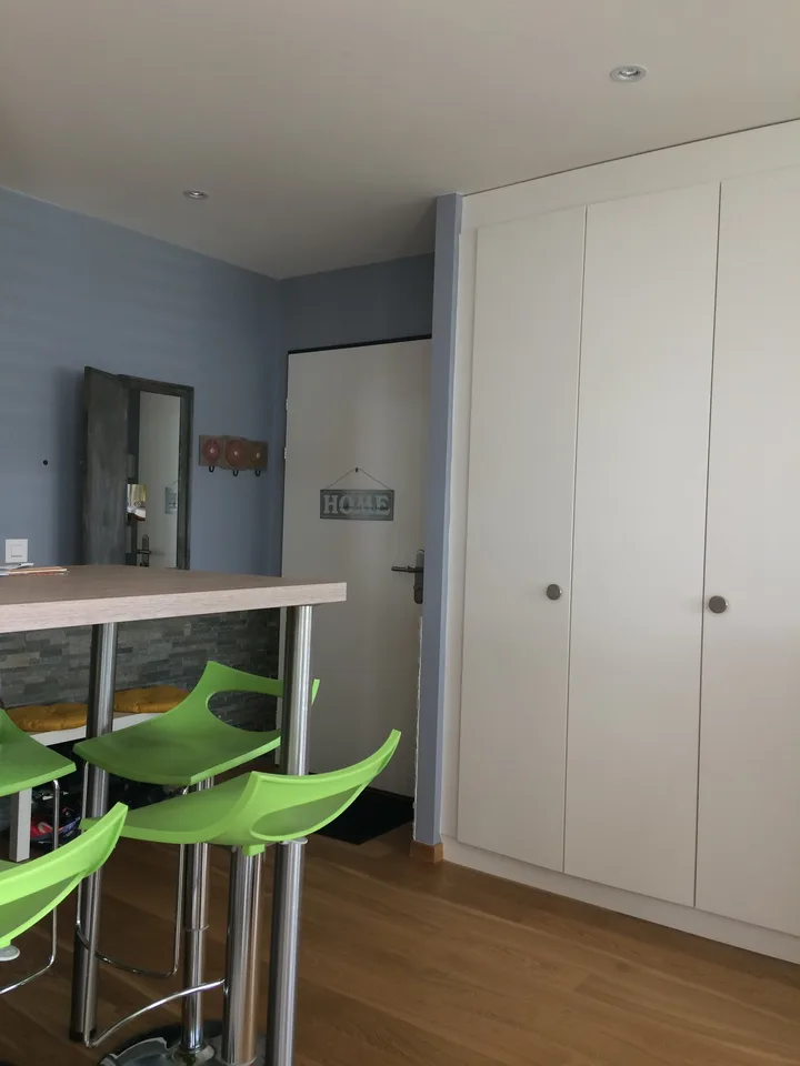Prächtige Durchgangswohnung mit Balkon-Terrasse in idealer Lage – Foto 7 von 10