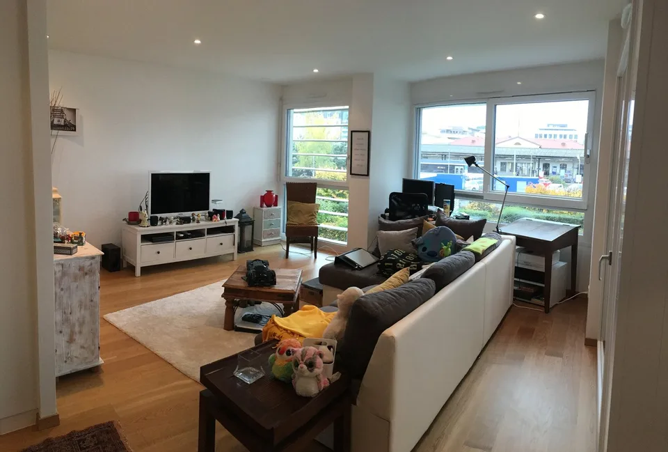 Prächtige Durchgangswohnung mit Balkon-Terrasse in idealer Lage – Foto 6 von 10