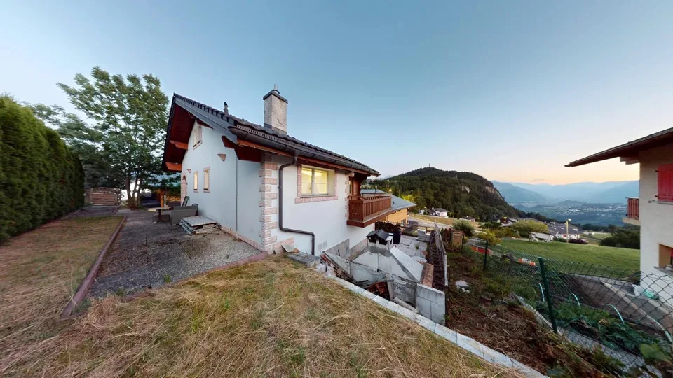 Magnifique chalet 5.5 pièces avec vue panoramique en résidence secondaire