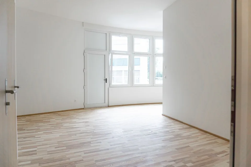 Grosse Studiowohnung mit Balkon mitten in Solothurn
