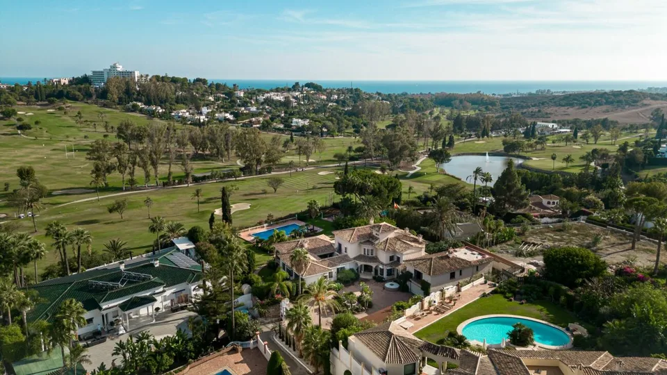 Villa Exceptionelle 1ère Ligne Golf Marbella – photo 14 sur 19