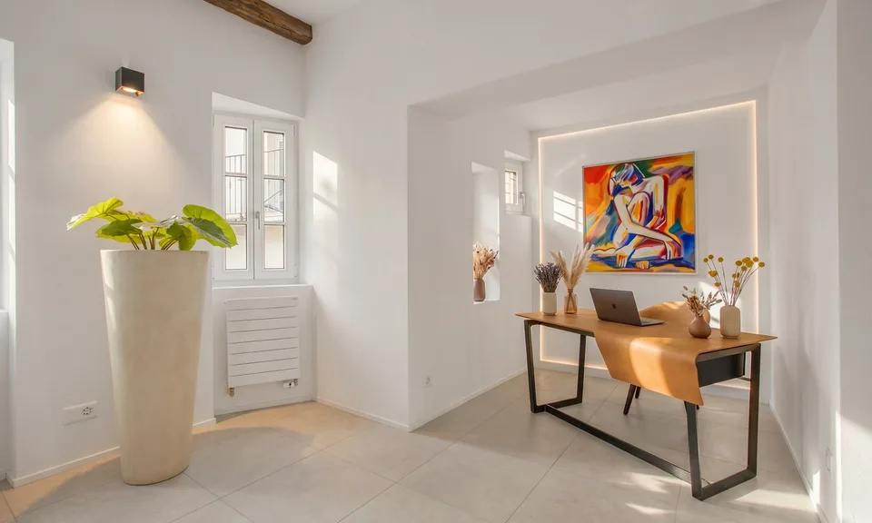 STUPENDE HISTORISCHES HAUS 7.5 WIE NEU IN PREGASSONA ALTA