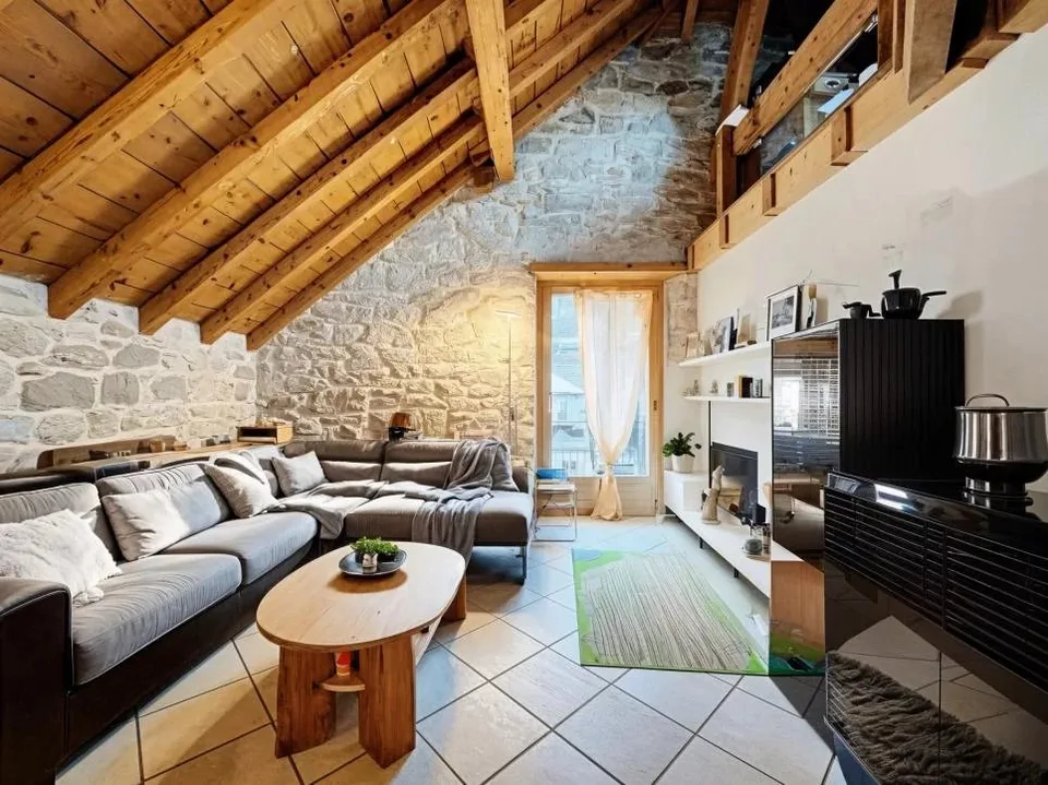 Duplex avec cachet et potentiel de rendement