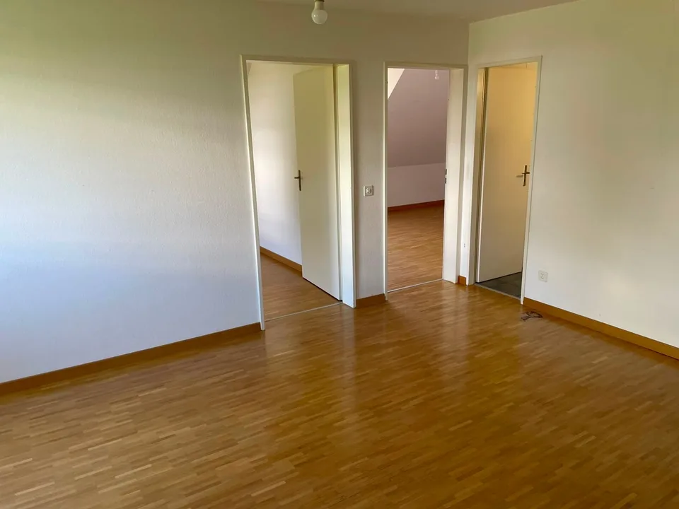 Charmante 4.5-Zimmer-Maisonettewohnung mit Cheminée