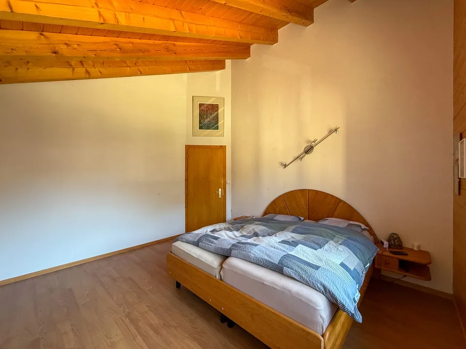 Große Familienvilla mit prächtiger Terrasse und großem Garten