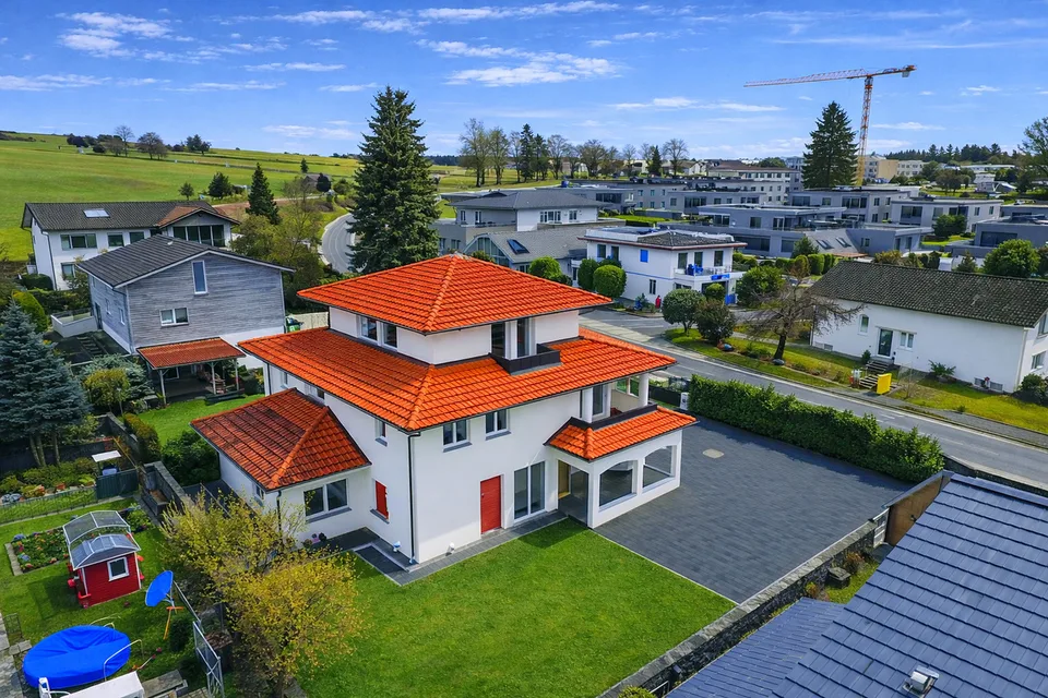 Renditeliegenschaft / Mehrgenerationen Haus in Fahrwangen AG