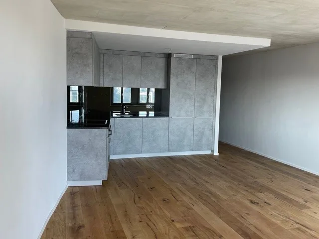 Superbe appartement neuf de 3,5 pièces avec beau dégagement