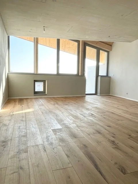 Superbe appartement neuf de 3,5 pièces avec beau dégagement