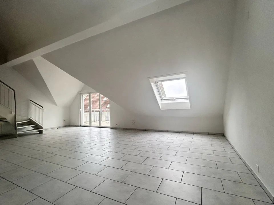 charmante 4.5-Zimmer-Duplexwohnung mit Bergblick