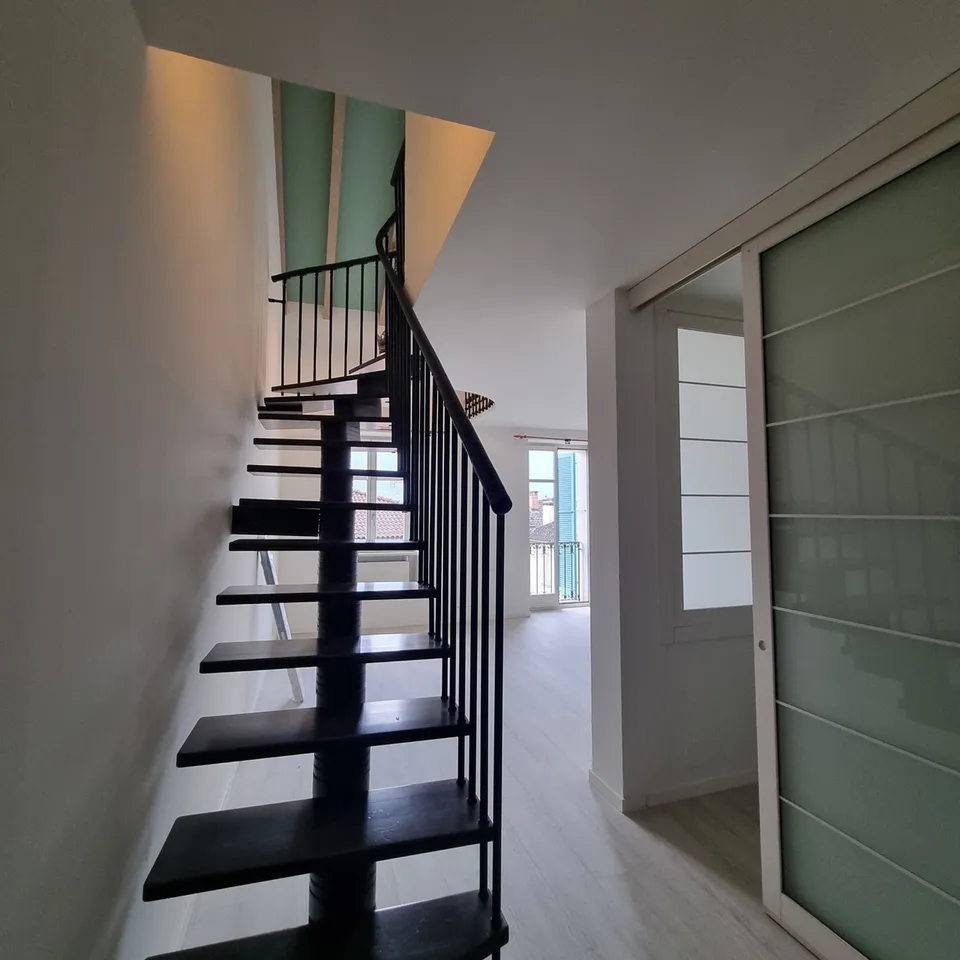 Appartement duplex de 2,5 pièces à louer à Ascona
