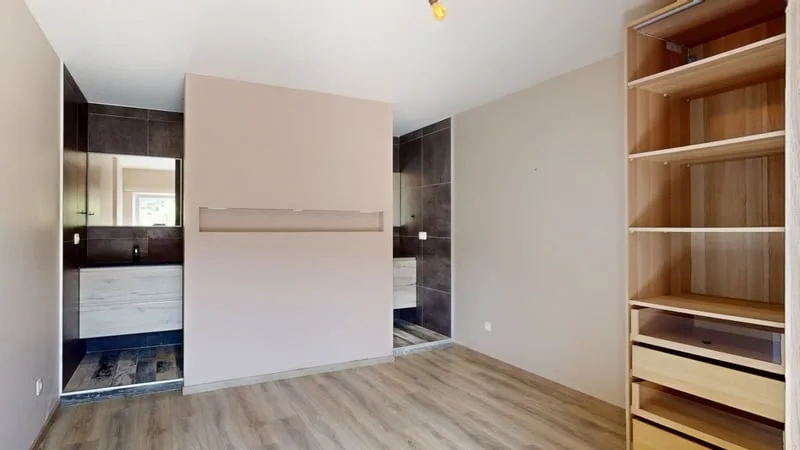 Casa in vendita con 5 locali a BAZEILLES SUR OTHAIN (55)