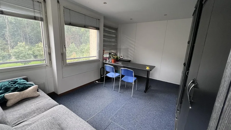 BUROFLÄCHE OHNE ZEITGEIST UND NAHE ZUM ZENTRUM