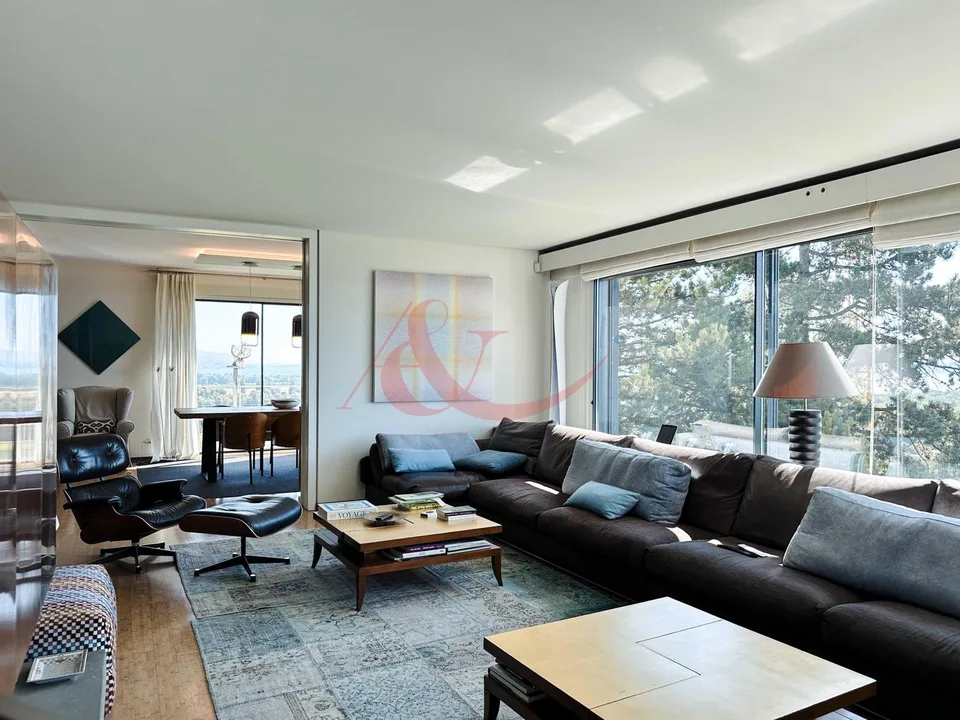 Villa d'eccezione con piscina interna e vista mozzafiato – foto 8 di 11