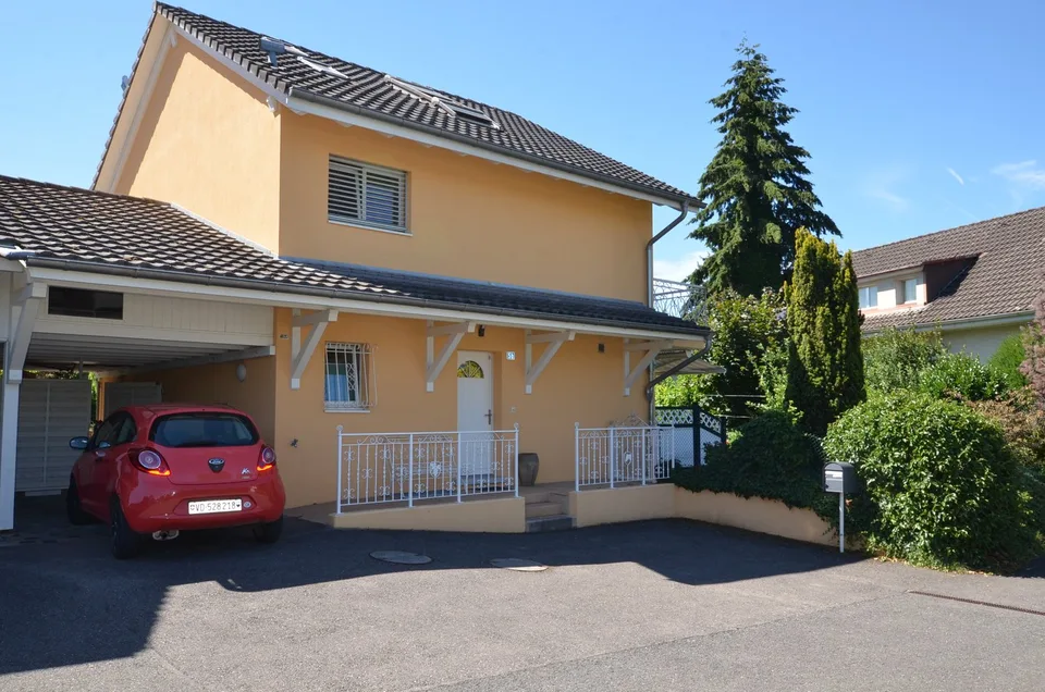 Villa de standing à vendre à Avenches
