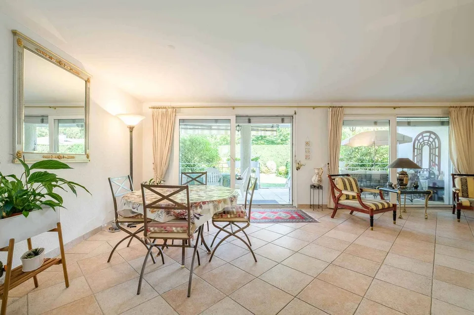 Piacevole duplex di 5 locali con terrazza e giardino