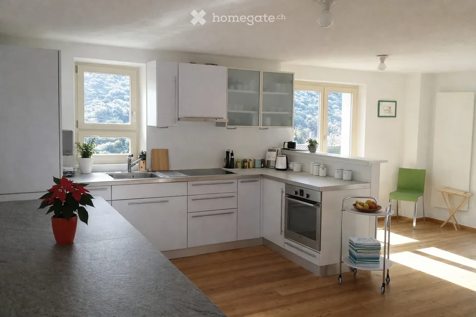 Einzigartiges Einfamilienhaus in Curio, ruhig und mit atemberaubendem Seeblick