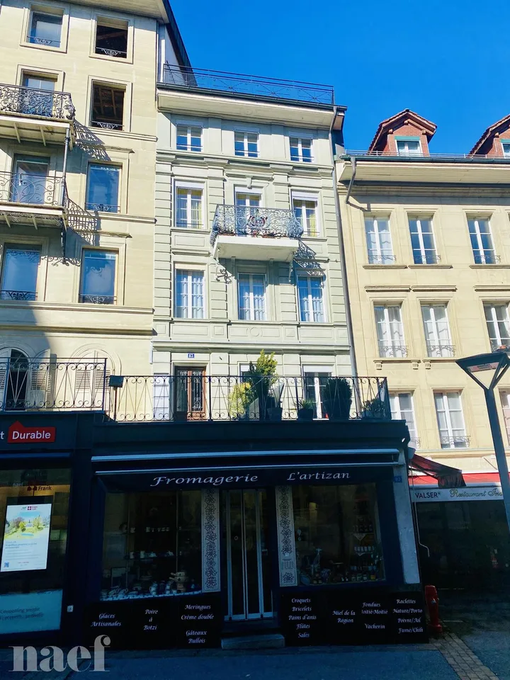 Appartement de 2,5 pièces au 3 ème étage, en pleine rue piétonne