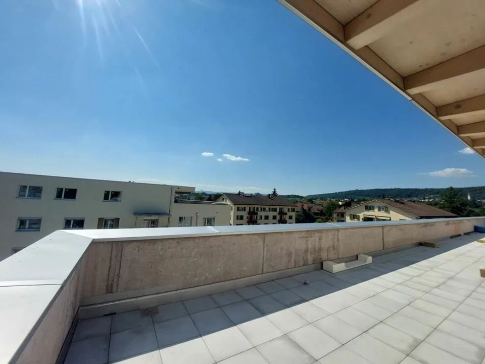 Exclusive 2.5-room attic apartment with approximately 74 m² sun terrace - First occupancy in new building – photo 7 of 13