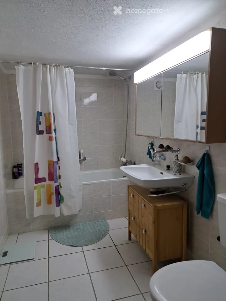 À louer à partir du 1er sept Madiswil: appartement 3,5 pièces au rez-de-chaussée