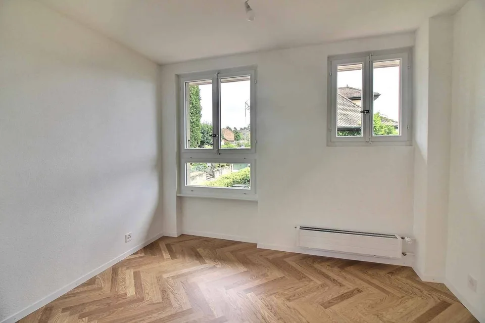 Schönes vollständig renoviertes Apartment mit atemberaubendem Blick auf den See