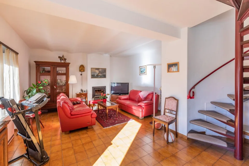 AFFARE - CASA 3.5 LOCALI CON TERRAZZE A PONTE TRESA