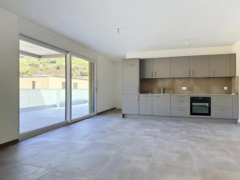Lumineux 2.5 pièces au 2e étage avec grande terrasse - Promotion Alegria à Uvrier
