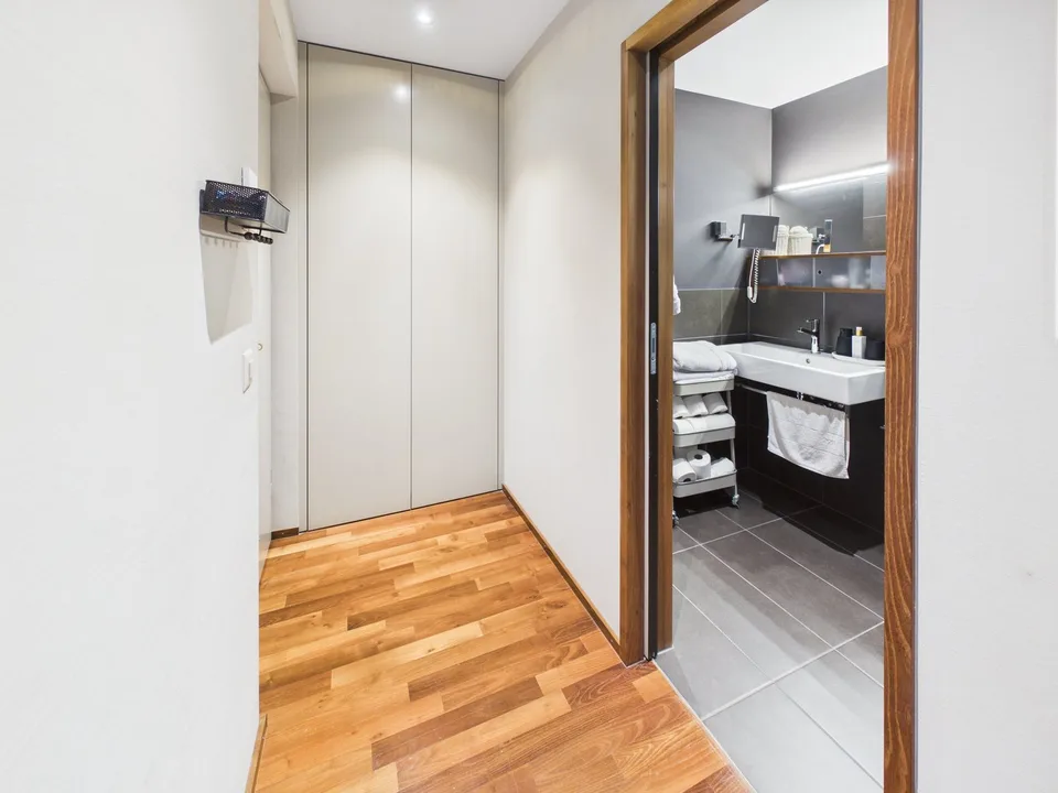 Modernes Wohnen mit Ausbaupotenzial in 3.5 Zimmer – Exklusive Eigentumswohnung in Zwingen – Foto 15 von 21