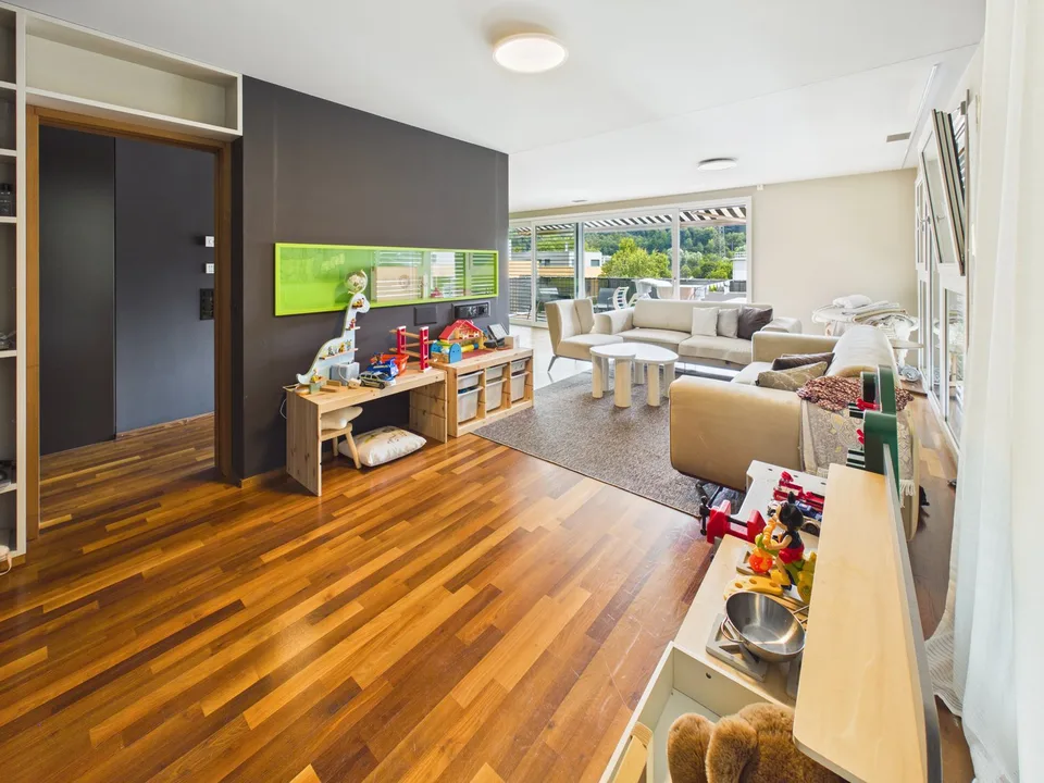 Modernes Wohnen mit Ausbaupotenzial in 3.5 Zimmer – Exklusive Eigentumswohnung in Zwingen – Foto 6 von 21