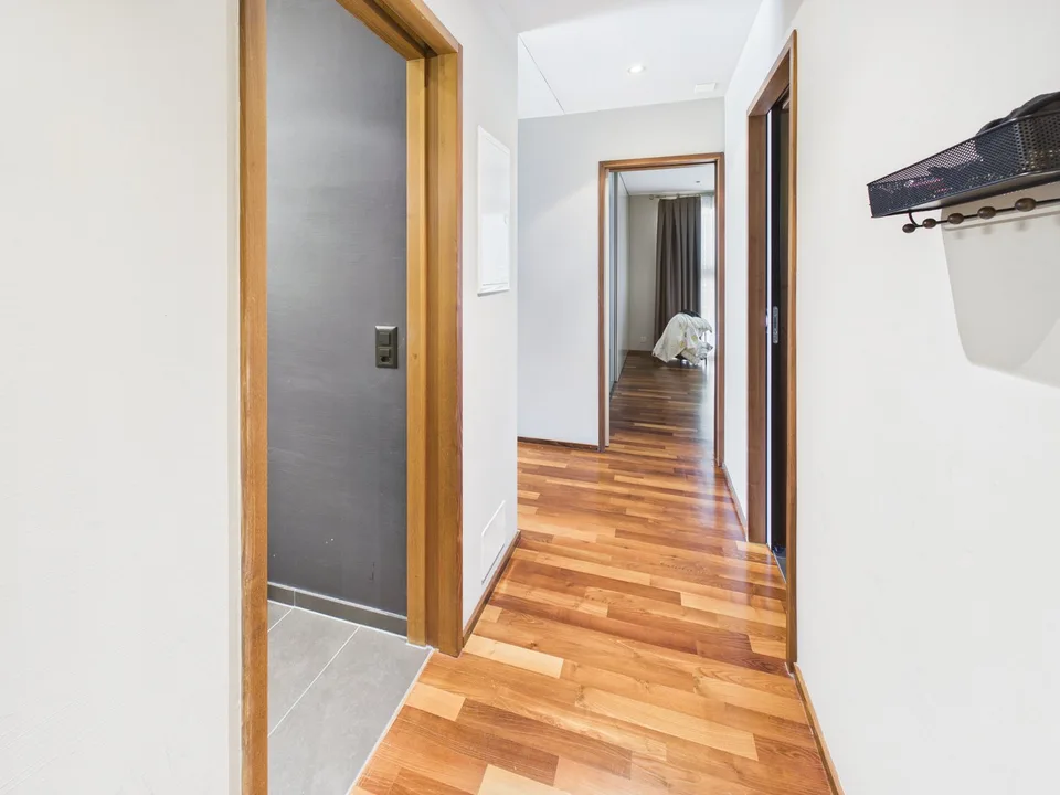 Modernes Wohnen mit Ausbaupotenzial in 3.5 Zimmer – Exklusive Eigentumswohnung in Zwingen – Foto 12 von 21
