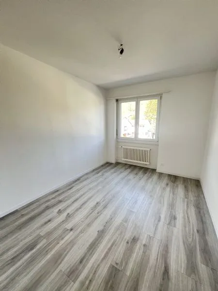 Appartamento di 4 locali luminoso e spazioso in una zona tranquilla