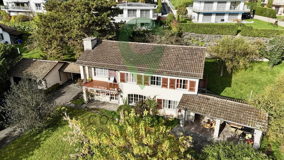 Maison spacieuse à rénover à La Tour-de-Peilz