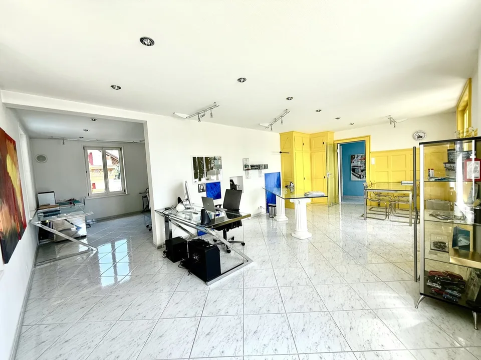 Villa de 6.5 pièces avec piscine à Seon
